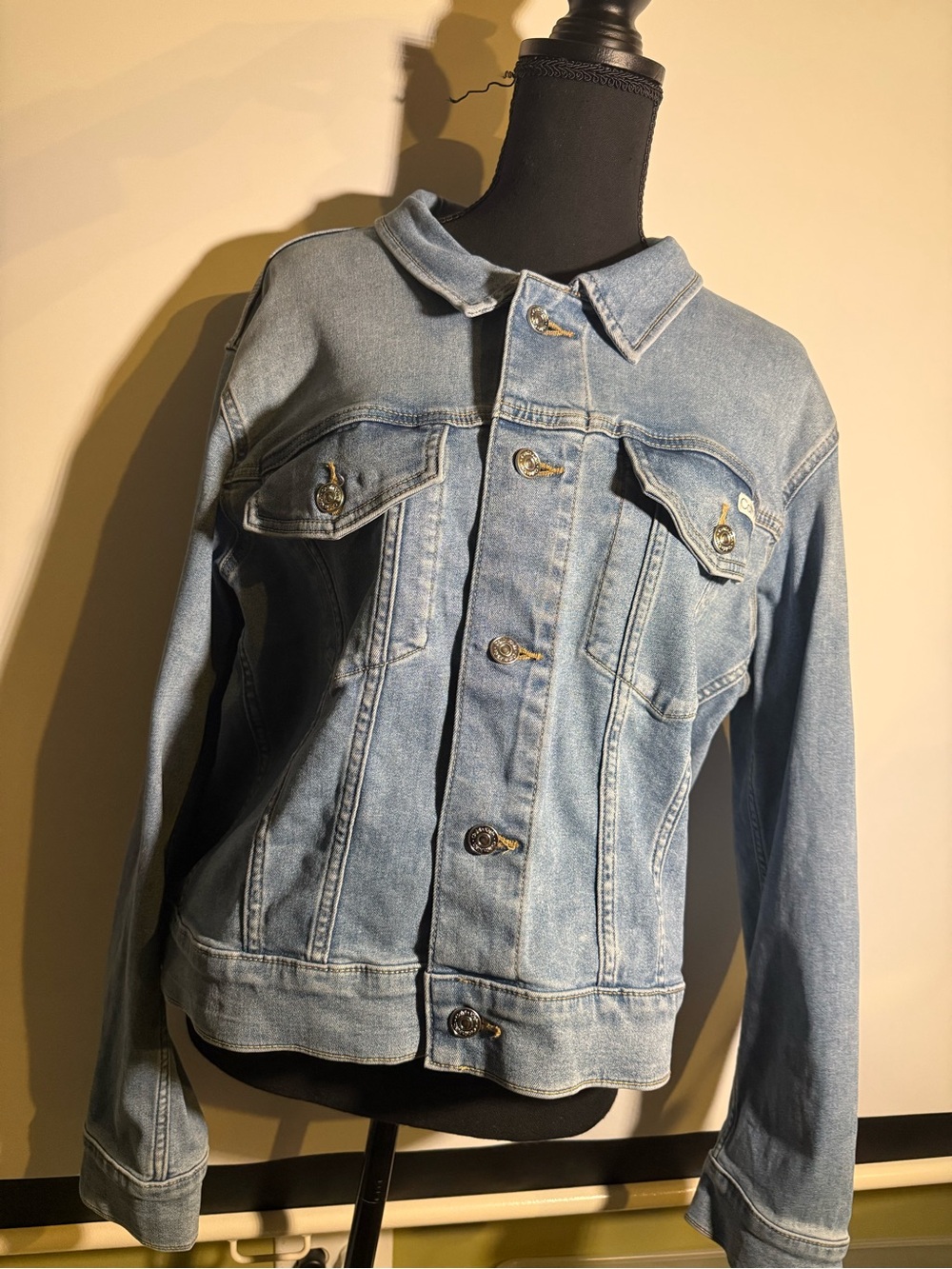 Calvin Klein Classic Trucker Jacket — XL NWT